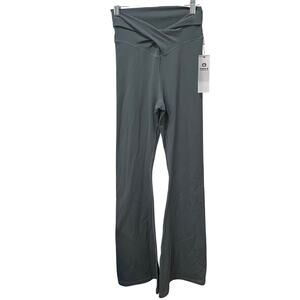 Mono B NWT Venice Flow Crossover Flare Leggings Blue Gray Small